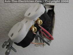 switched-electrical-outlet-2