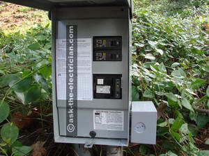 hot-tub-gfci-disconnect-switch